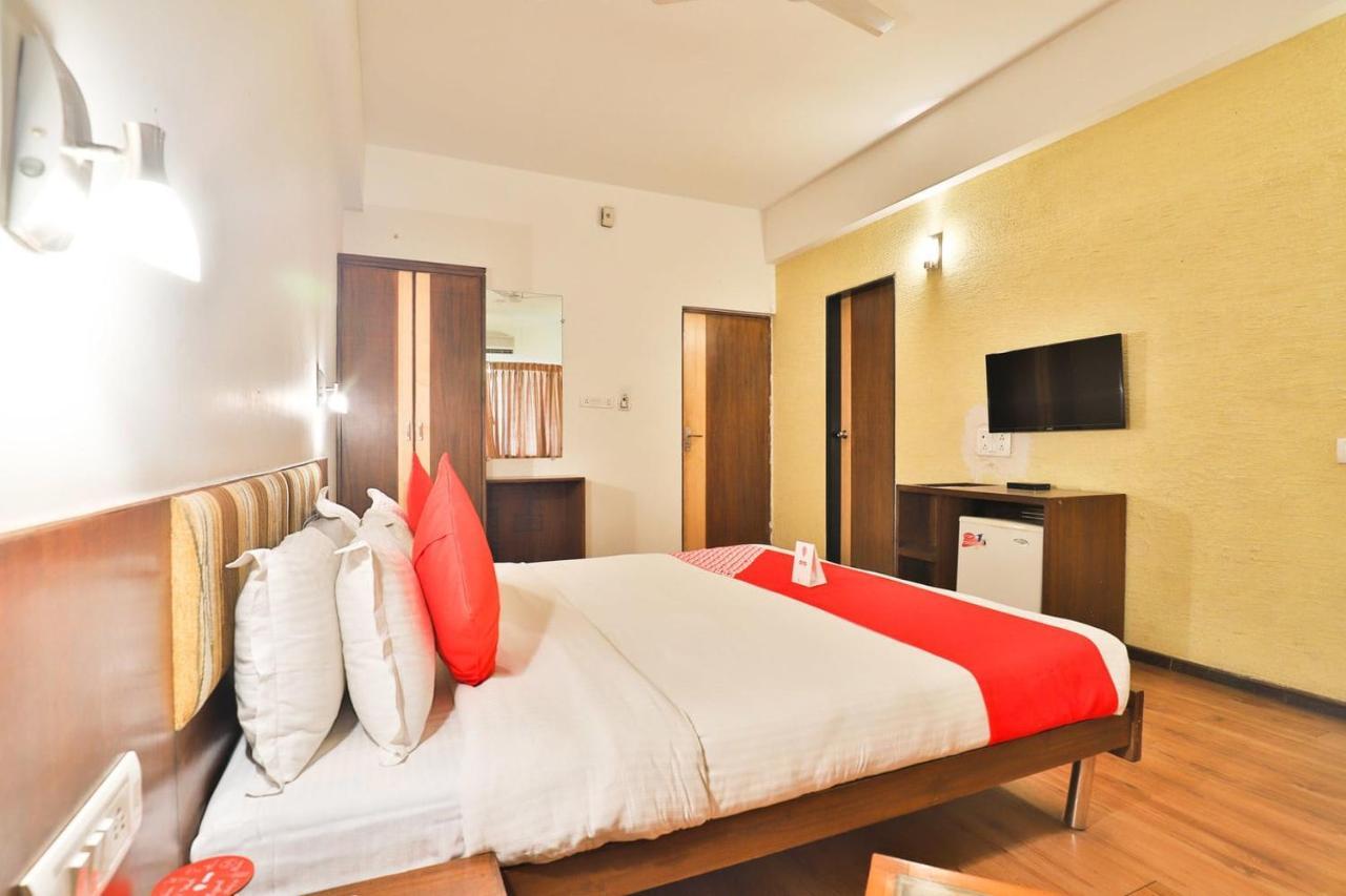 Hotel President Inn By Sky Stays Gandhinagar Luaran gambar