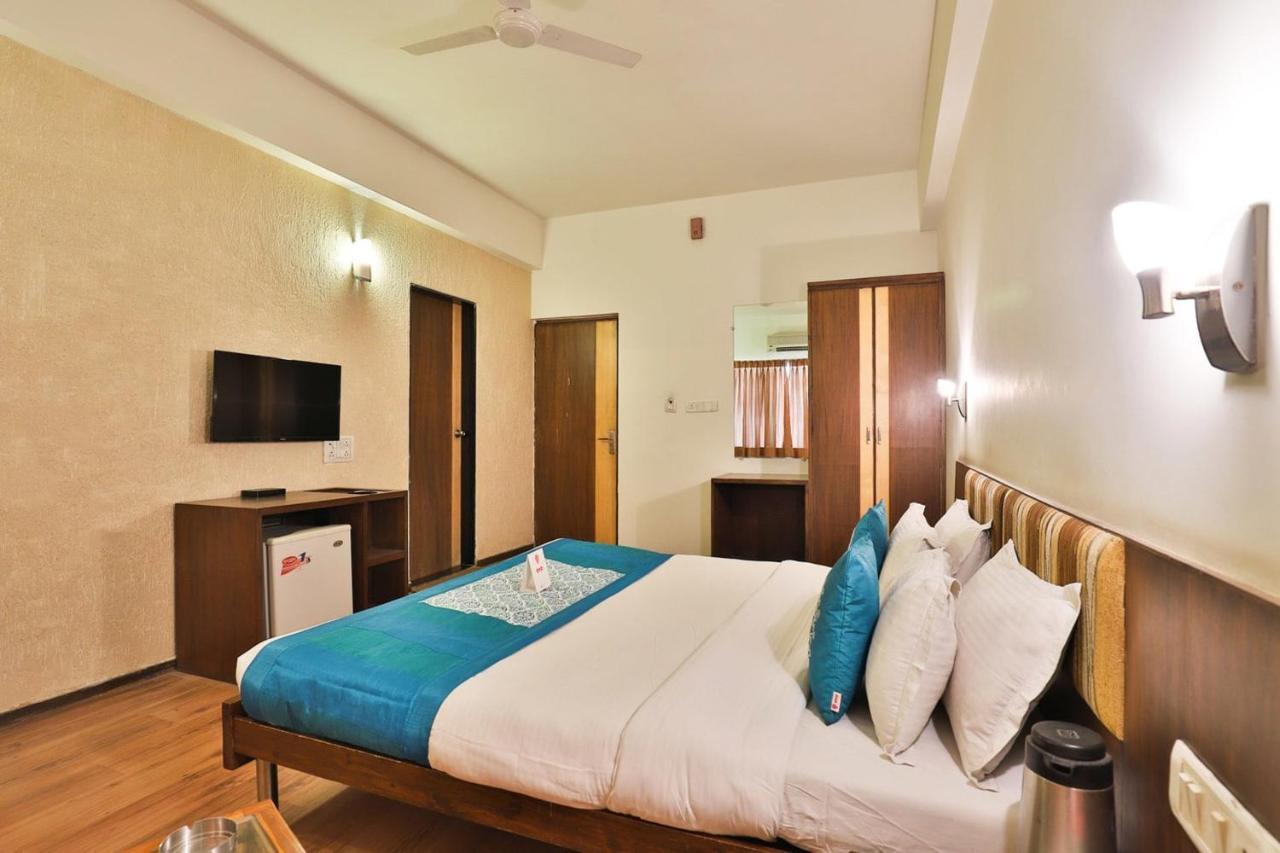 Hotel President Inn By Sky Stays Gandhinagar Luaran gambar